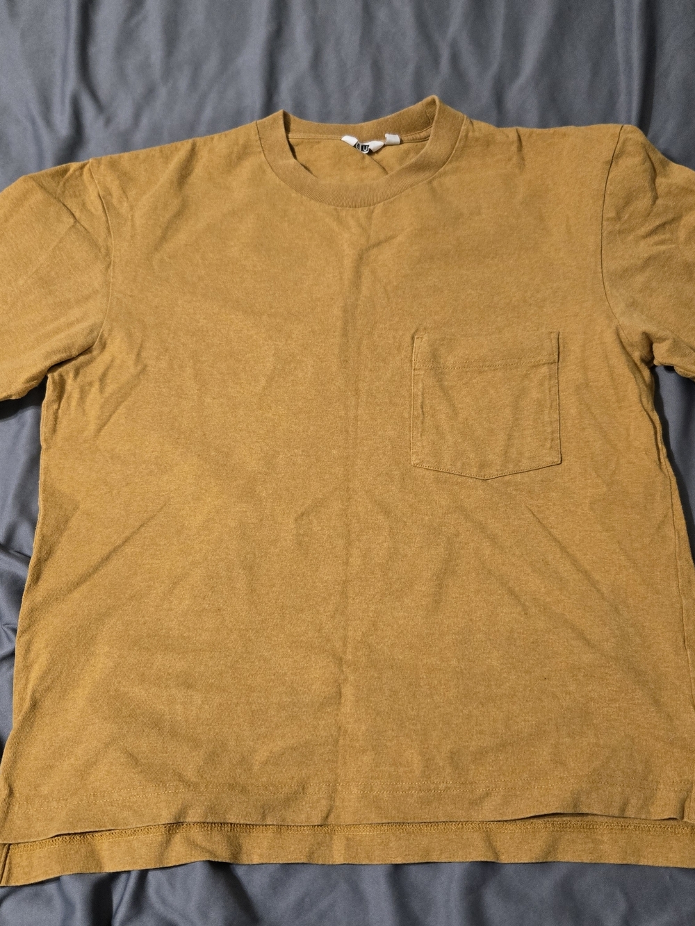 Uniqlo U Men's Orange/yellow Short Sleeve Crew Neck Pocket T-Shirt Size Small